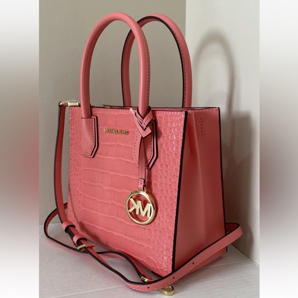 New Michael Kors Mercer Messenger handbag Embossed Leather Grapefruit - Picture 2 of 7